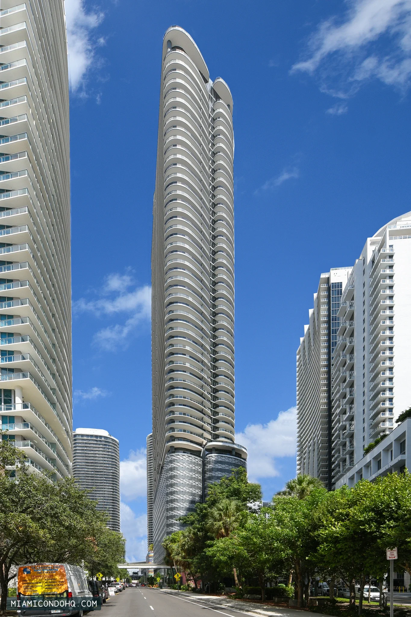 Brickell Flatiron exterior, photographed 2019-10-01.